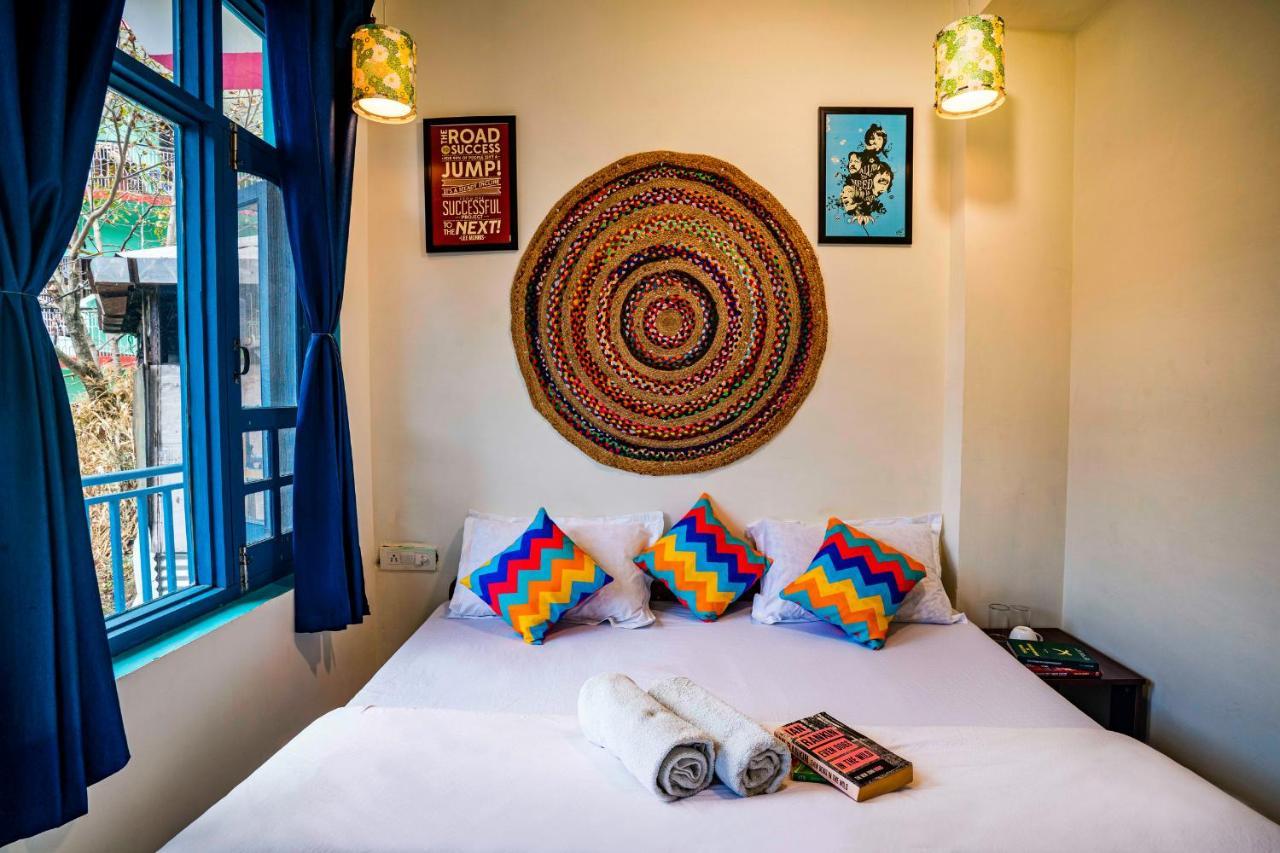 Flyaway Hostel Мак-Леод-Гейндж Экстерьер фото