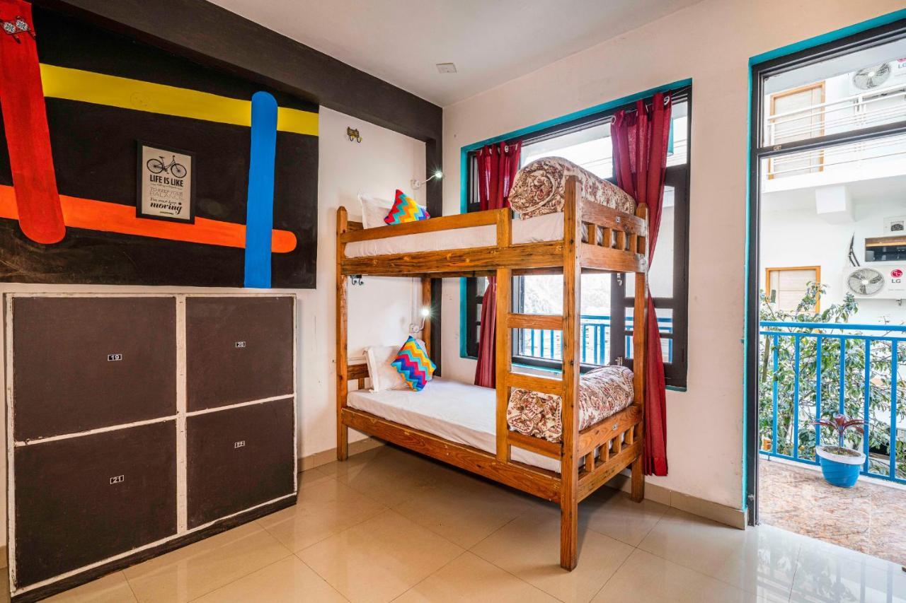 Flyaway Hostel Мак-Леод-Гейндж Экстерьер фото